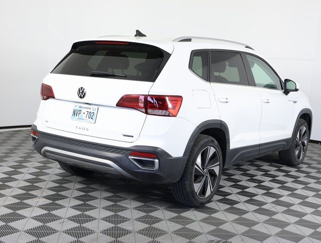 2023 Volkswagen Taos SE photo 4