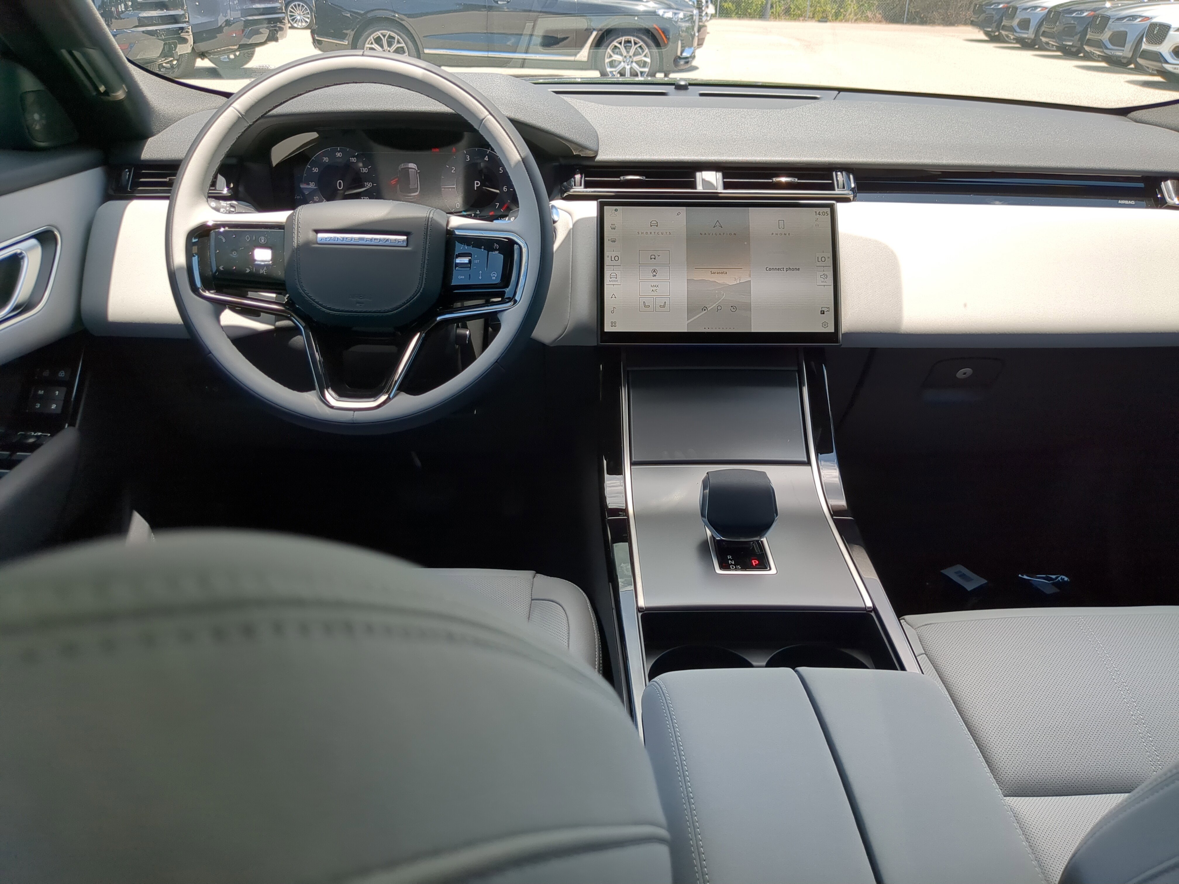 2026 Land Rover Range Rover Velar S photo 9