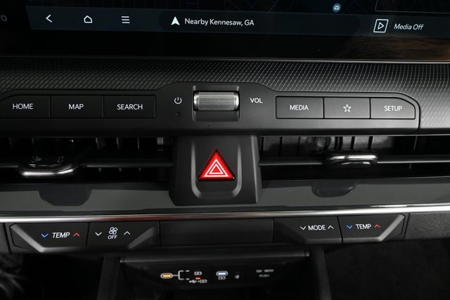 2025 Kia K4 GT-Line photo 21