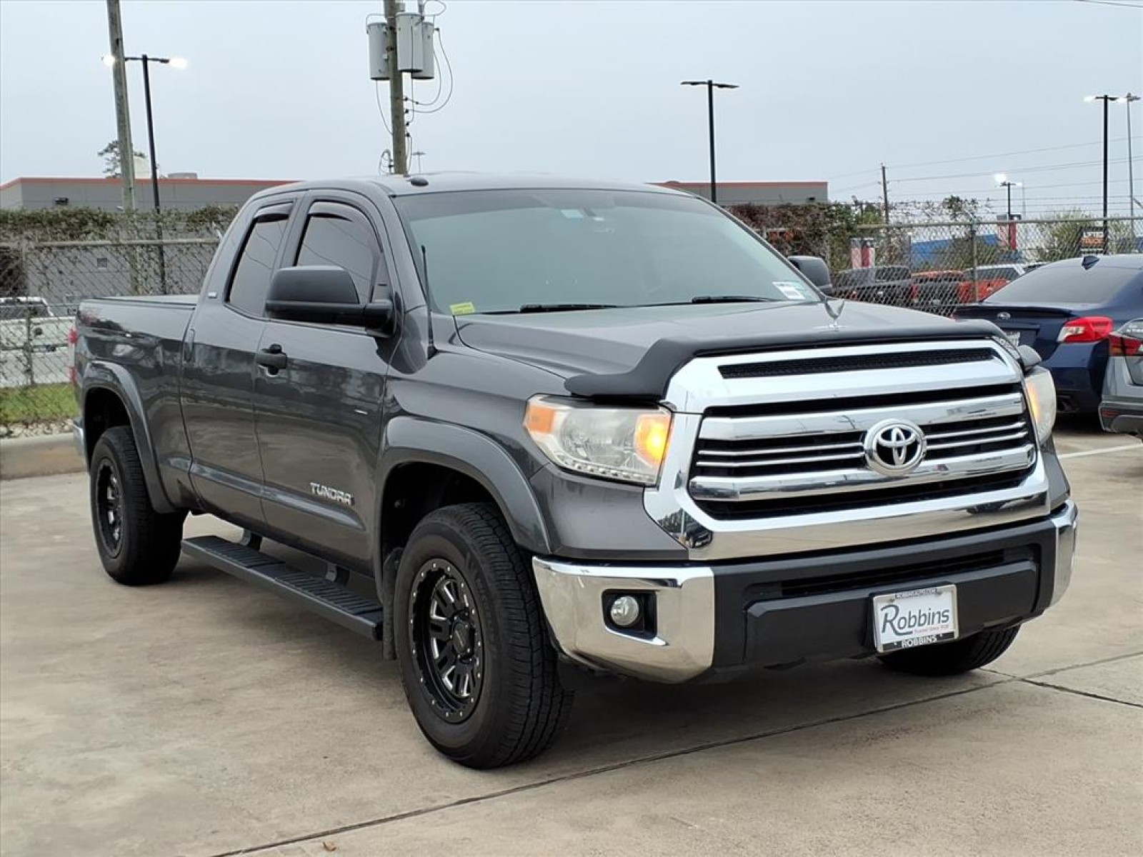 2016 Toyota Tundra SR5 photo 3