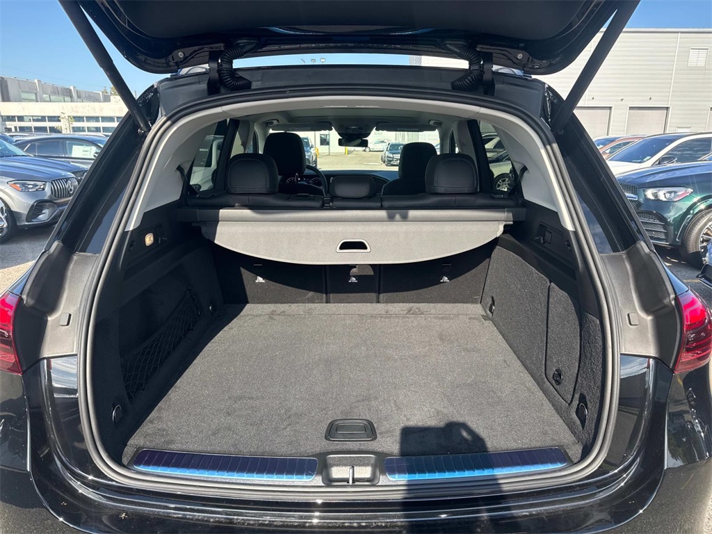 2026 Mercedes Benz GLE 450 4MATIC photo 4