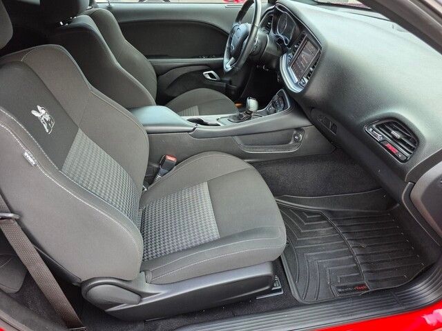 2021 Dodge Challenger R/T Scat Pack photo 26
