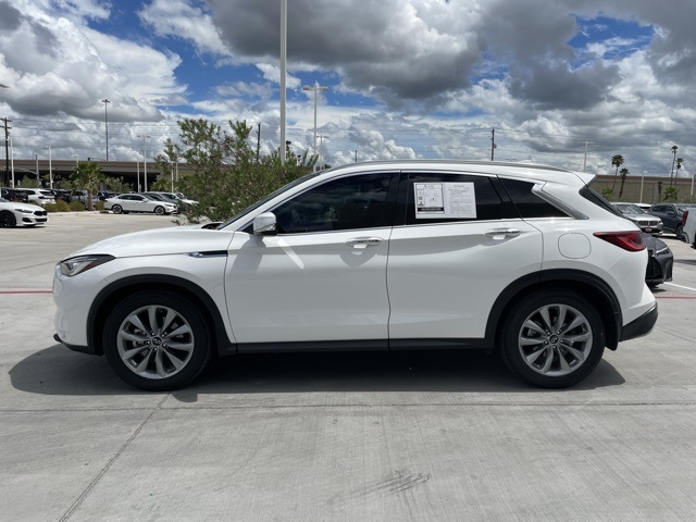2022 Infiniti QX50 Luxe photo 3