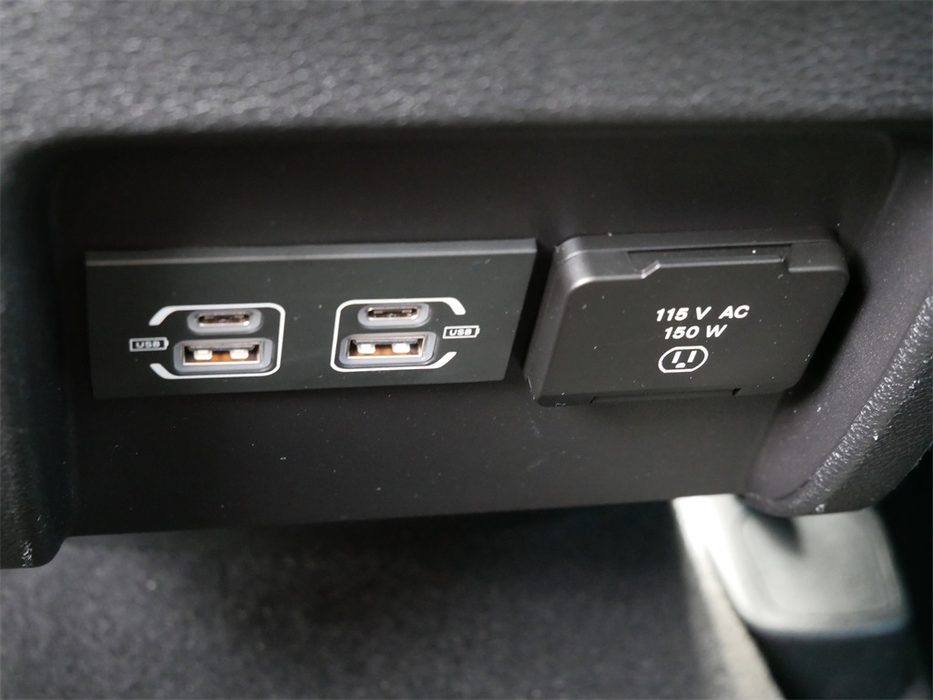 2021 Jeep Cherokee Limited photo 13