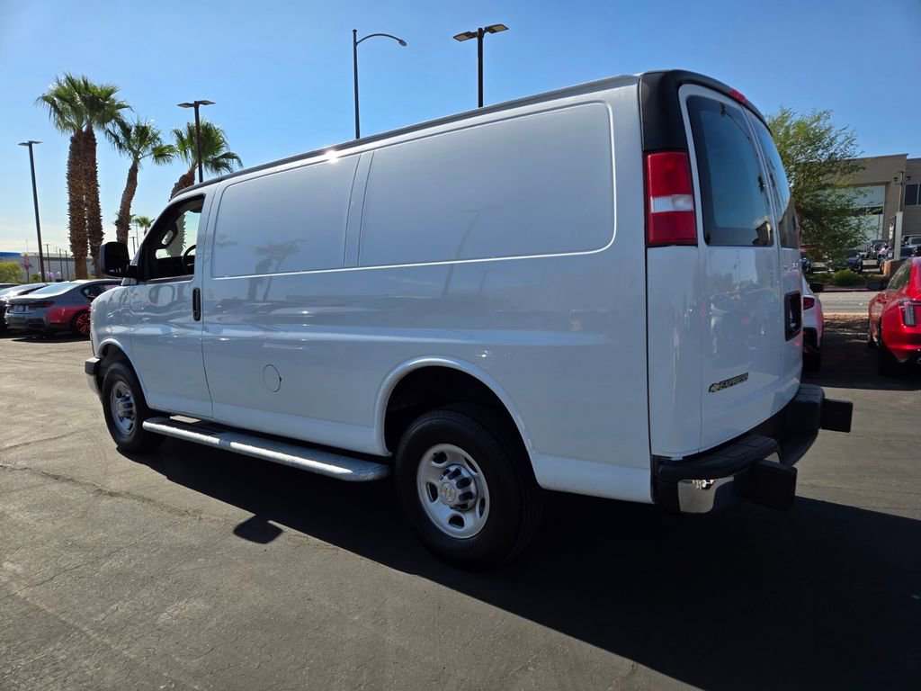 2023 Chevrolet Express Cargo Van 2500 photo 4