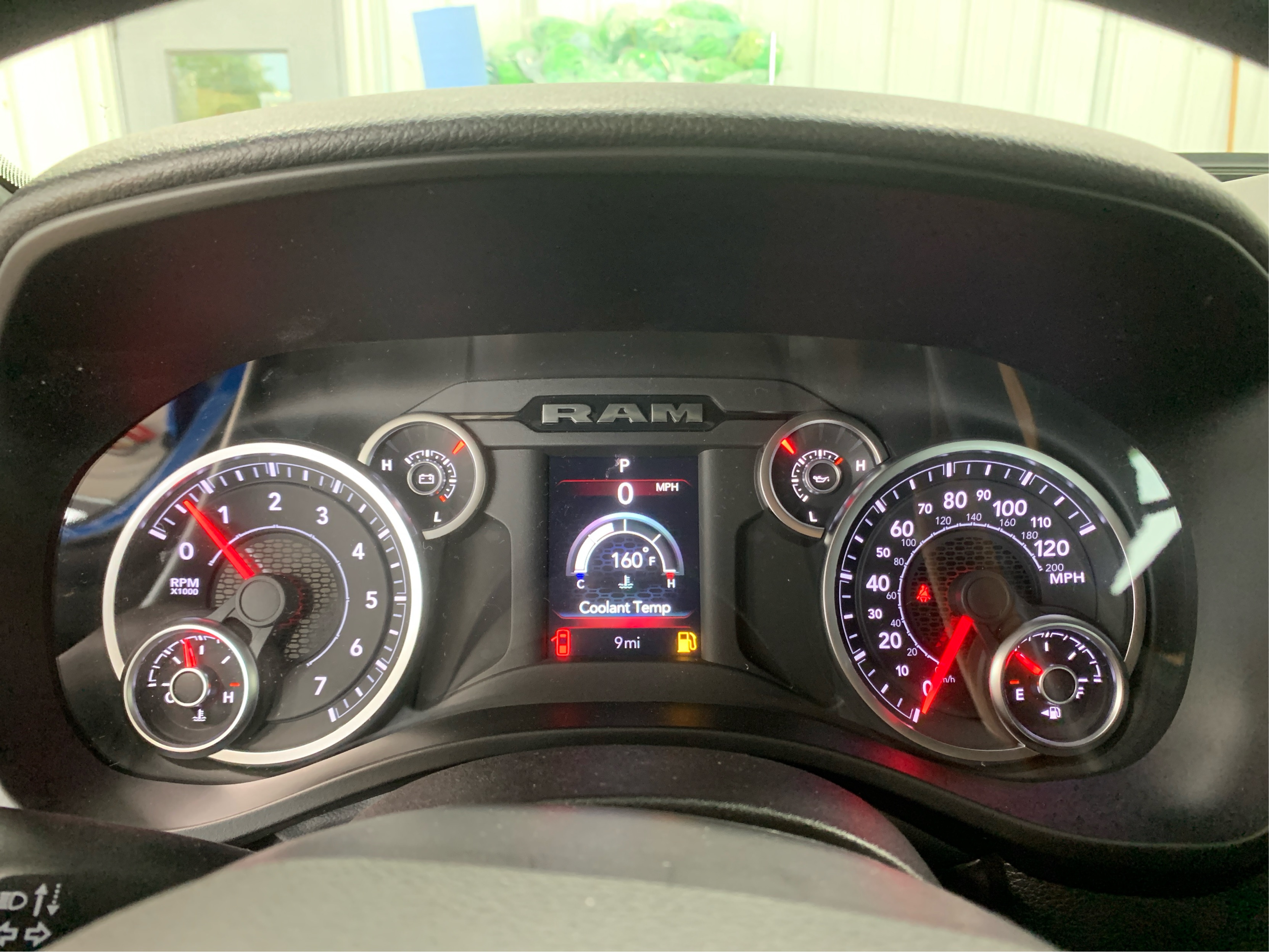 2025 Ram 1500 Tradesman photo 8