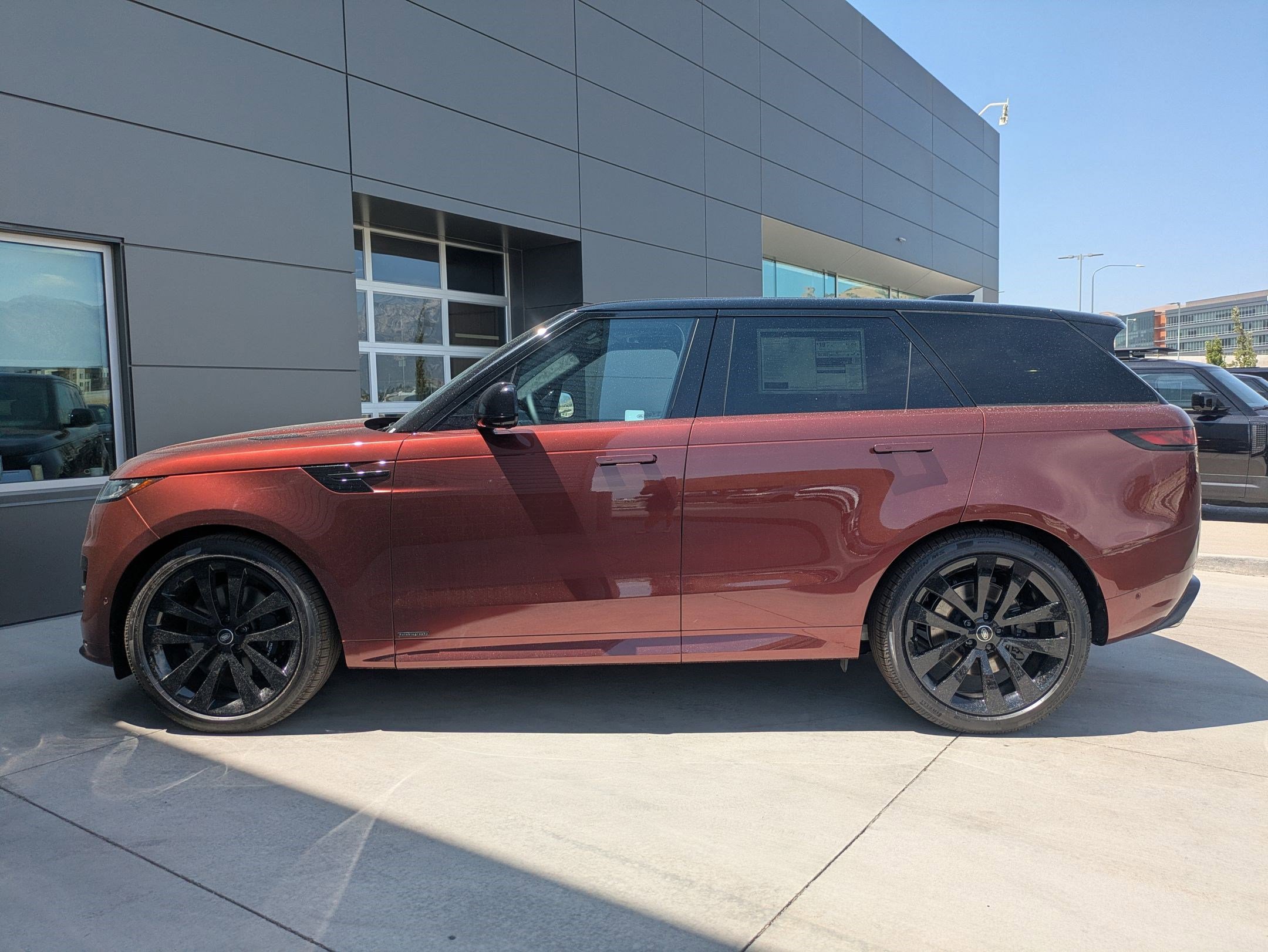 2025 Land Rover Range Rover Sport Autobiography photo 9