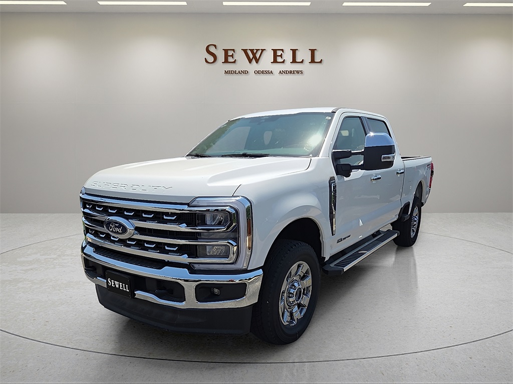2025 Ford F-350 Super Duty Lariat's photo