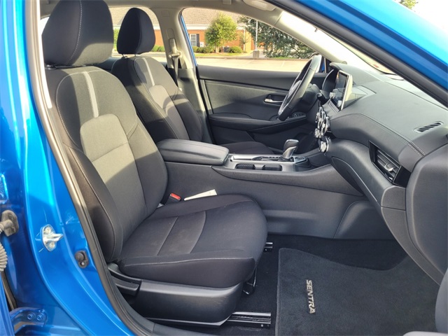 2023 Nissan Sentra SV photo 14