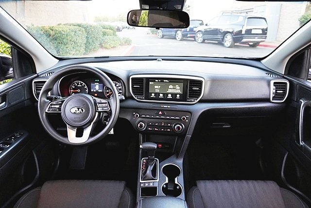 Used 2022 Black Kia LX image 17