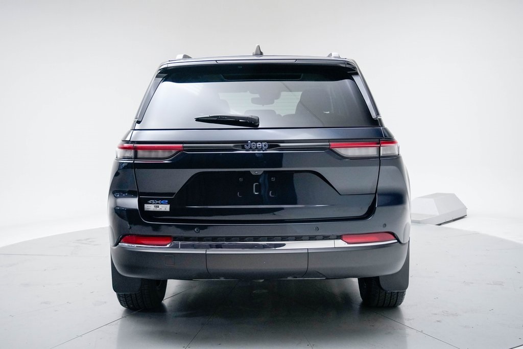 2022 Jeep Cherokee 4xe Base photo 18