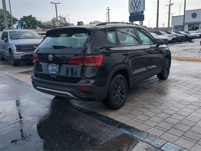 2024 Volkswagen Taos S photo 4