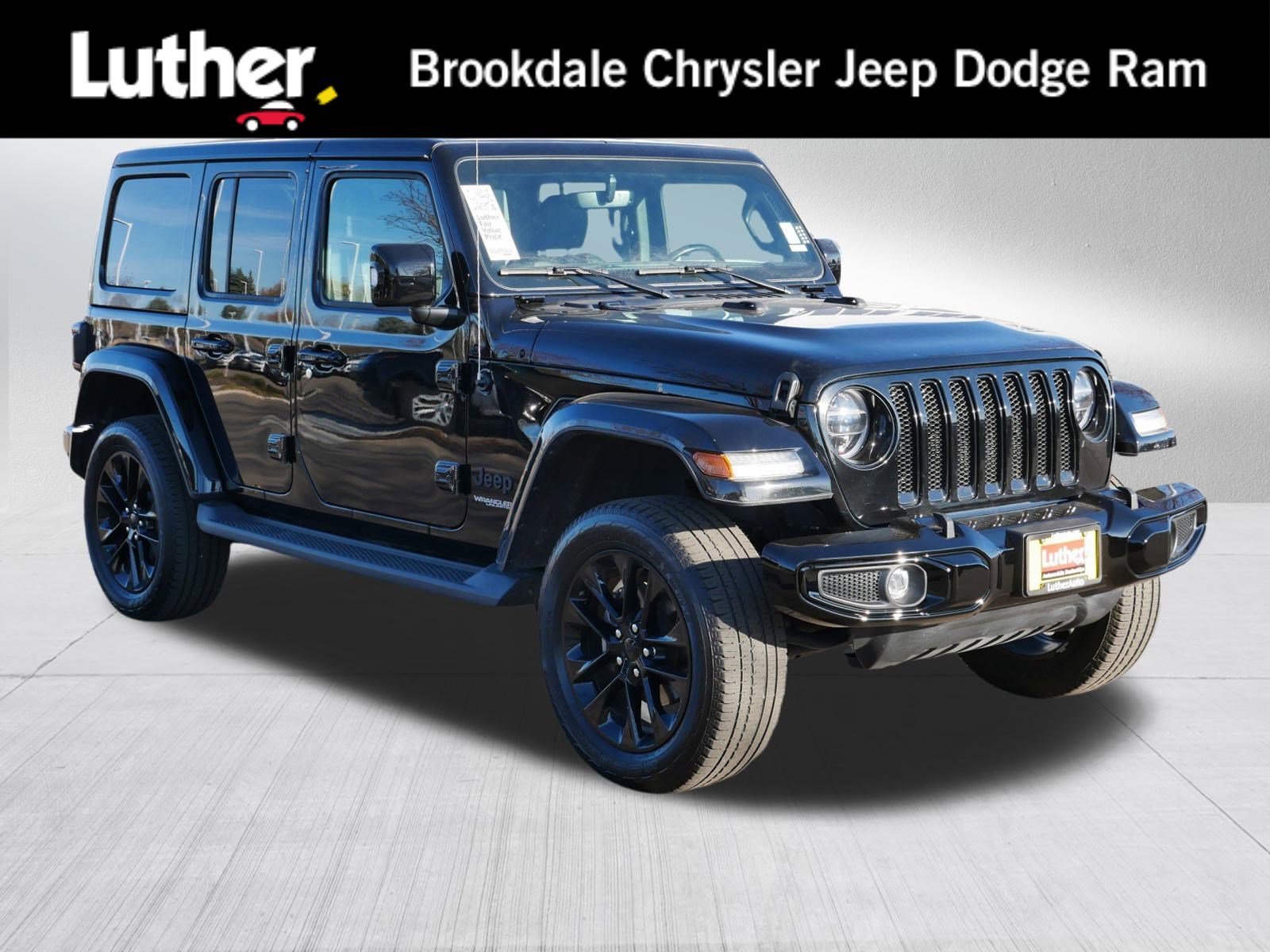 2022 Jeep Wrangler Unlimited High Altitude's photo