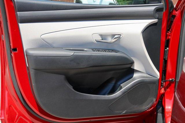 New 2025 Red Hyundai SEL Convenience FWD image 9