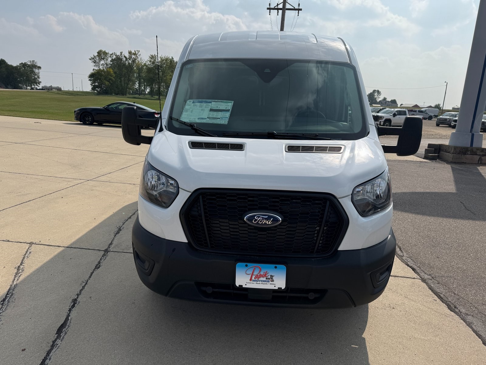 2025 Ford Transit Cargo Van photo 2