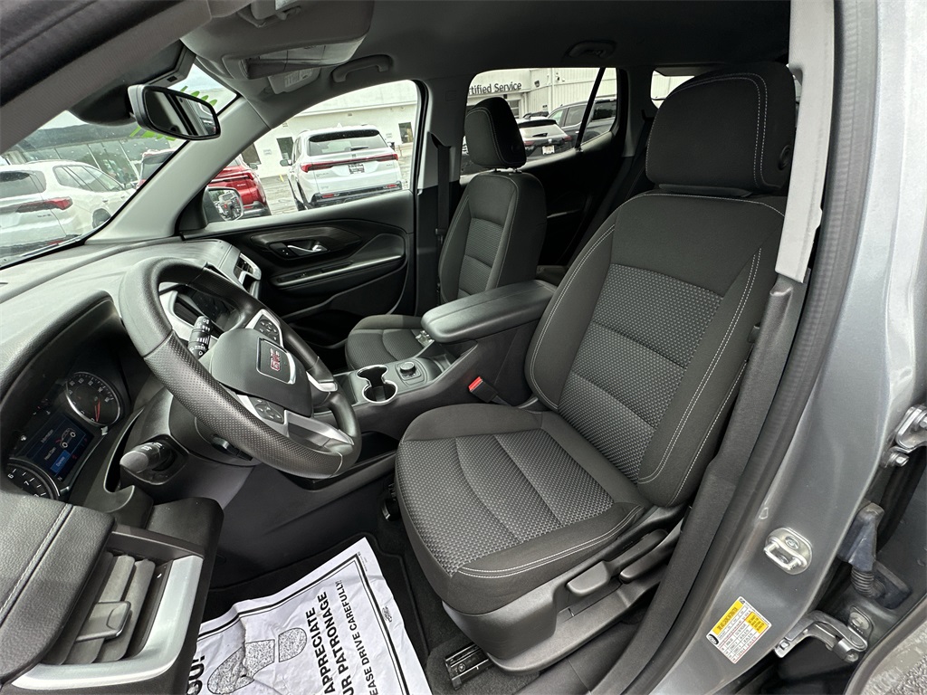 2024 GMC TERRAIN - Image 16