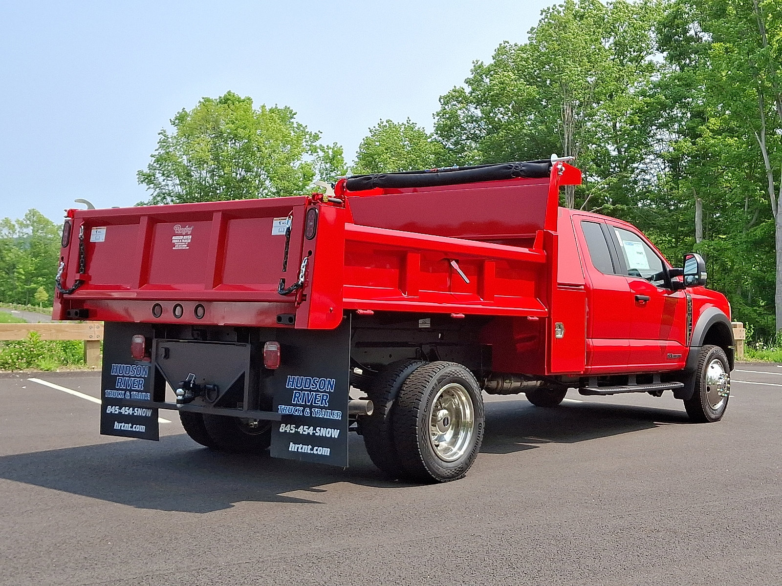 2025 Ford F-550 XL photo 4