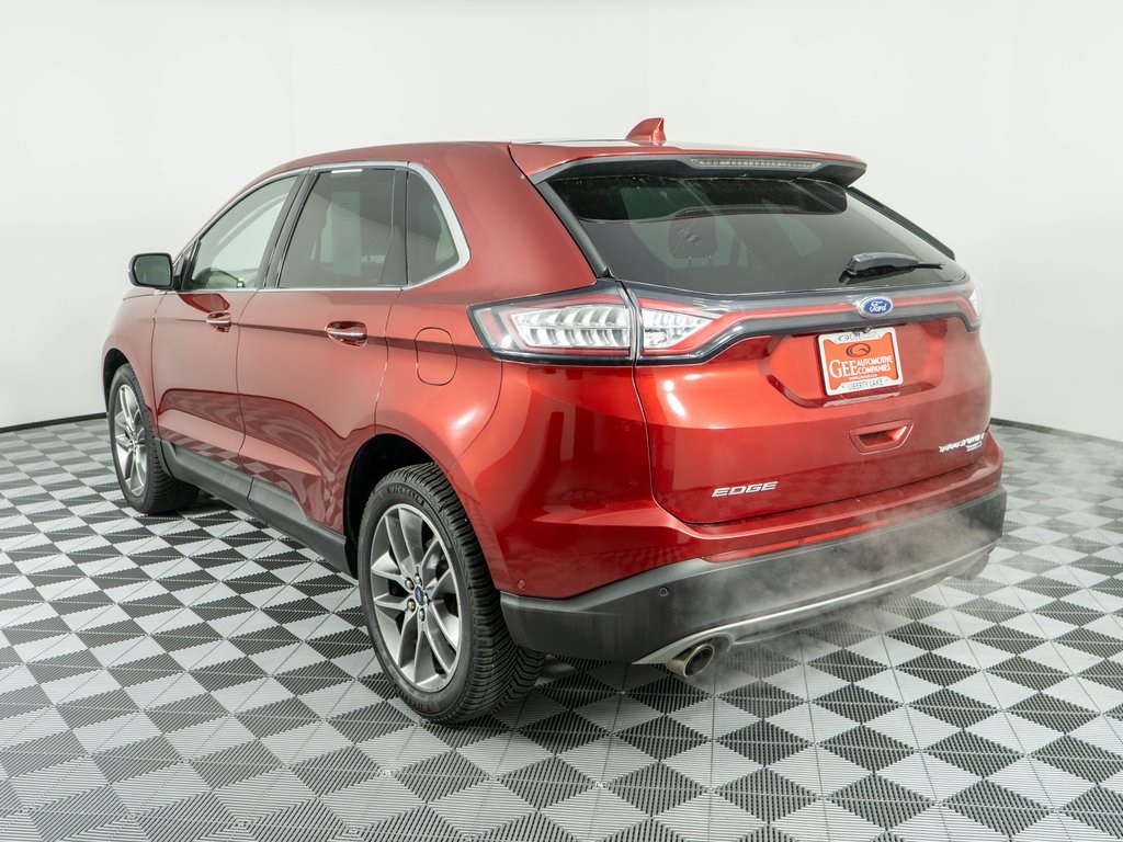 2016 Ford Edge Titanium photo 4