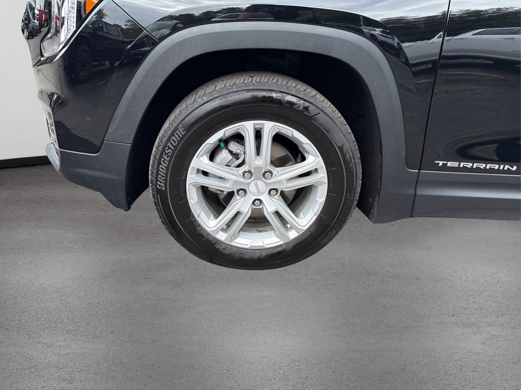 2023 Gmc Terrain SLE photo 12