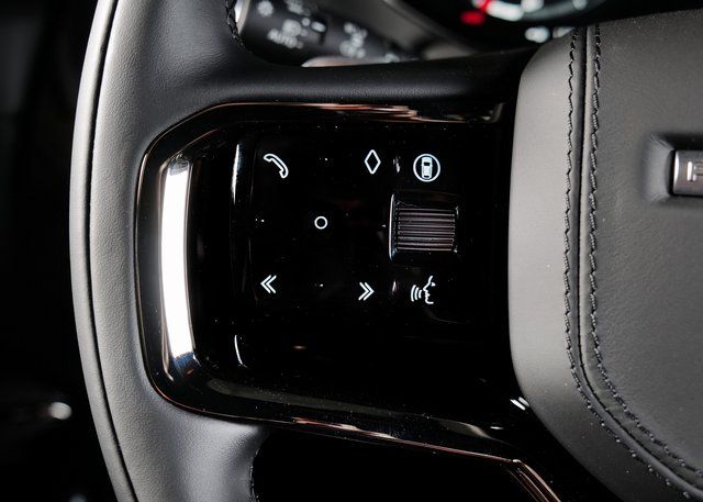 2025 Land Rover Range Rover Sport SE photo 17