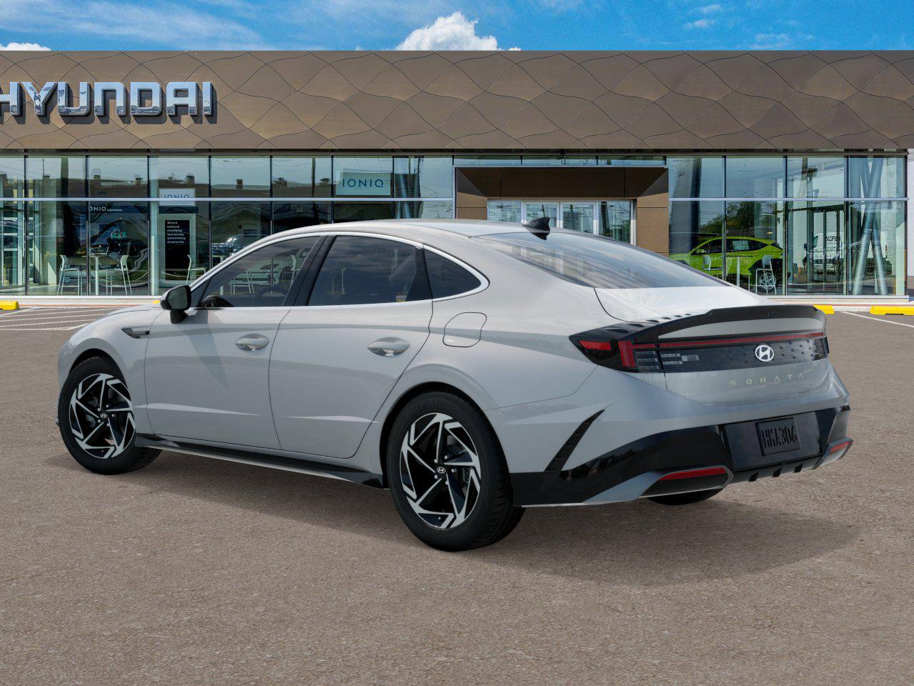 2026 Hyundai Sonata SEL Sport photo 3