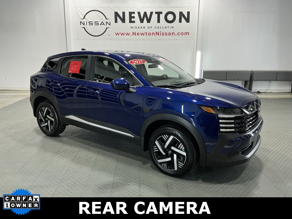 2025 Nissan Kicks SV's photo