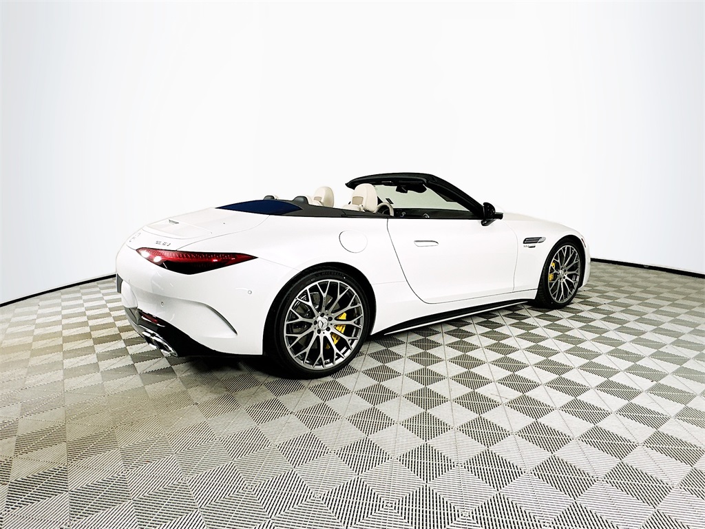 2026 Mercedes Benz SL AMG 63 photo 7