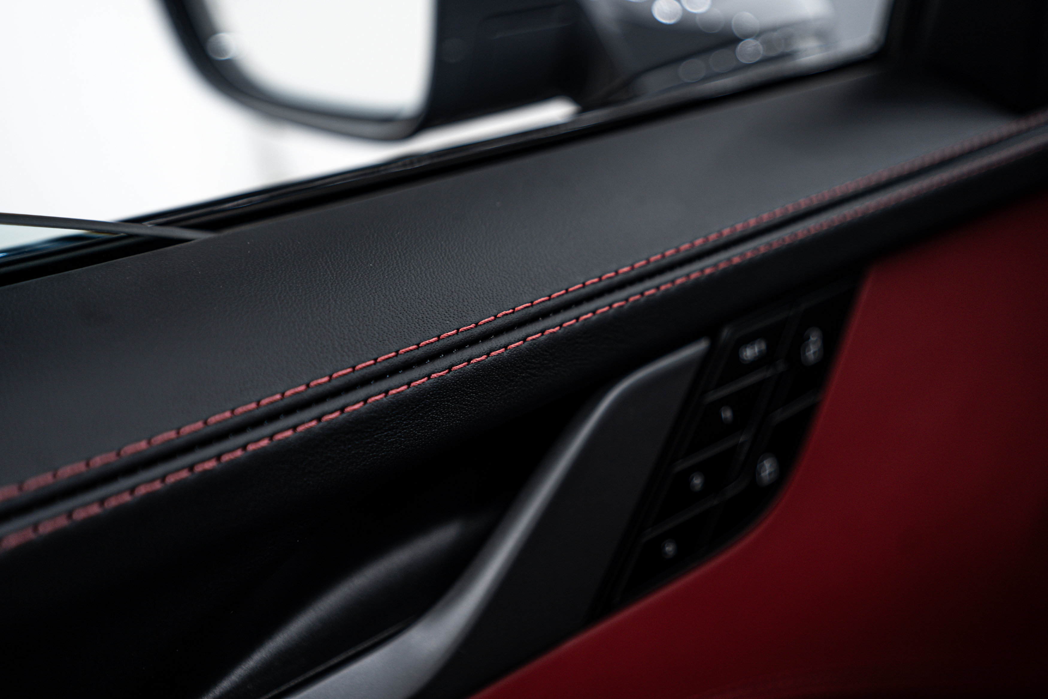 2025 Porsche 911 Coupe photo 12