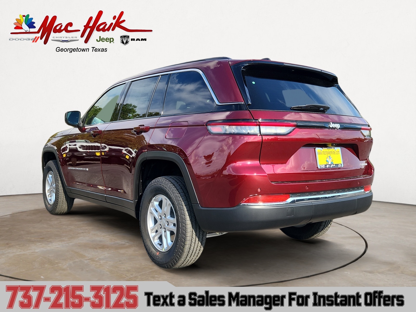 2025 Jeep Grand Cherokee Laredo Altitude photo 2