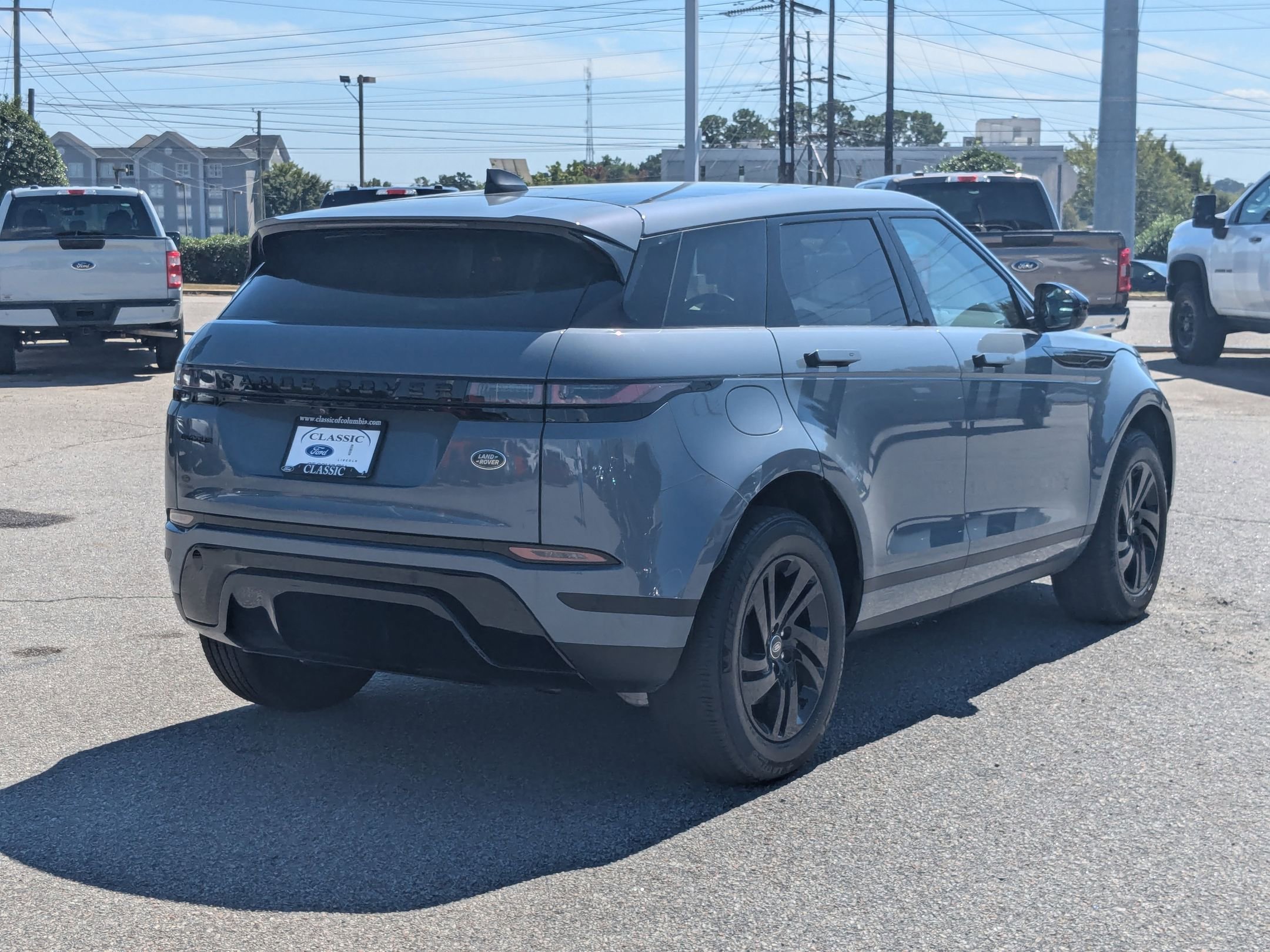 2023 Land Rover Range Rover Evoque S photo 3