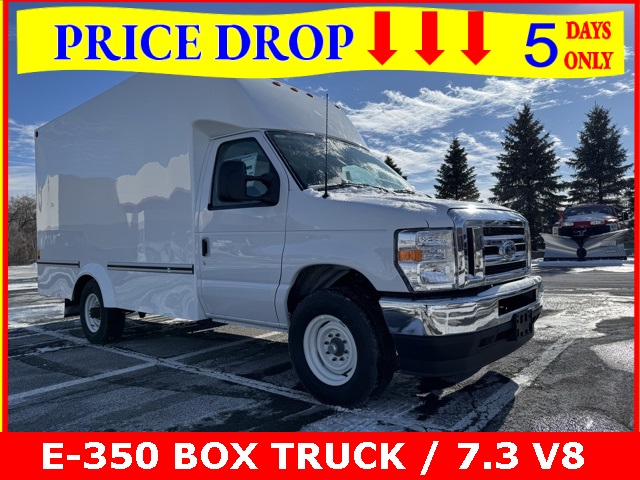 2025 Ford E-Series Cutaway Base's photo