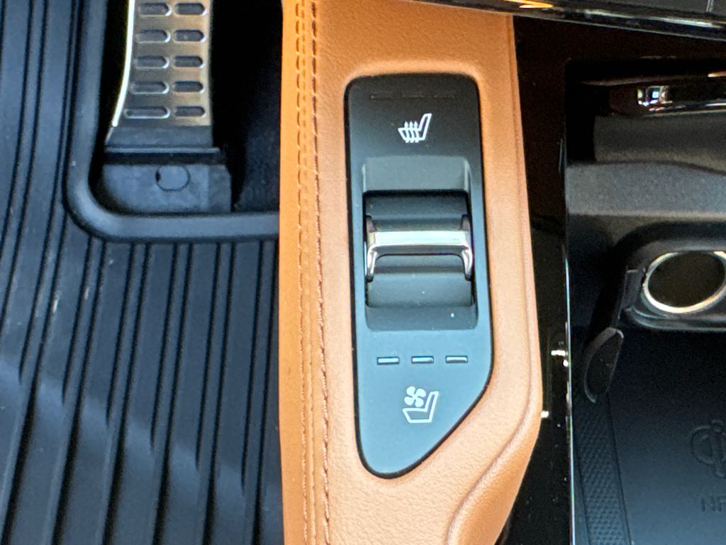 2025 Kia Telluride SX X-Line photo 32