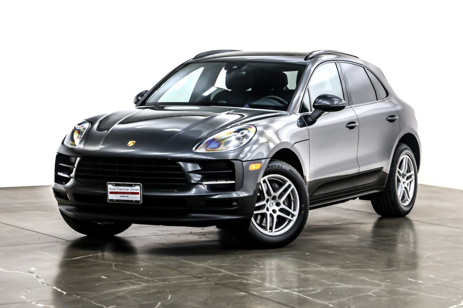 2021 Porsche Macan Base