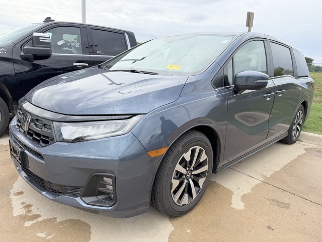 2025 Honda Odyssey EX-L's photo