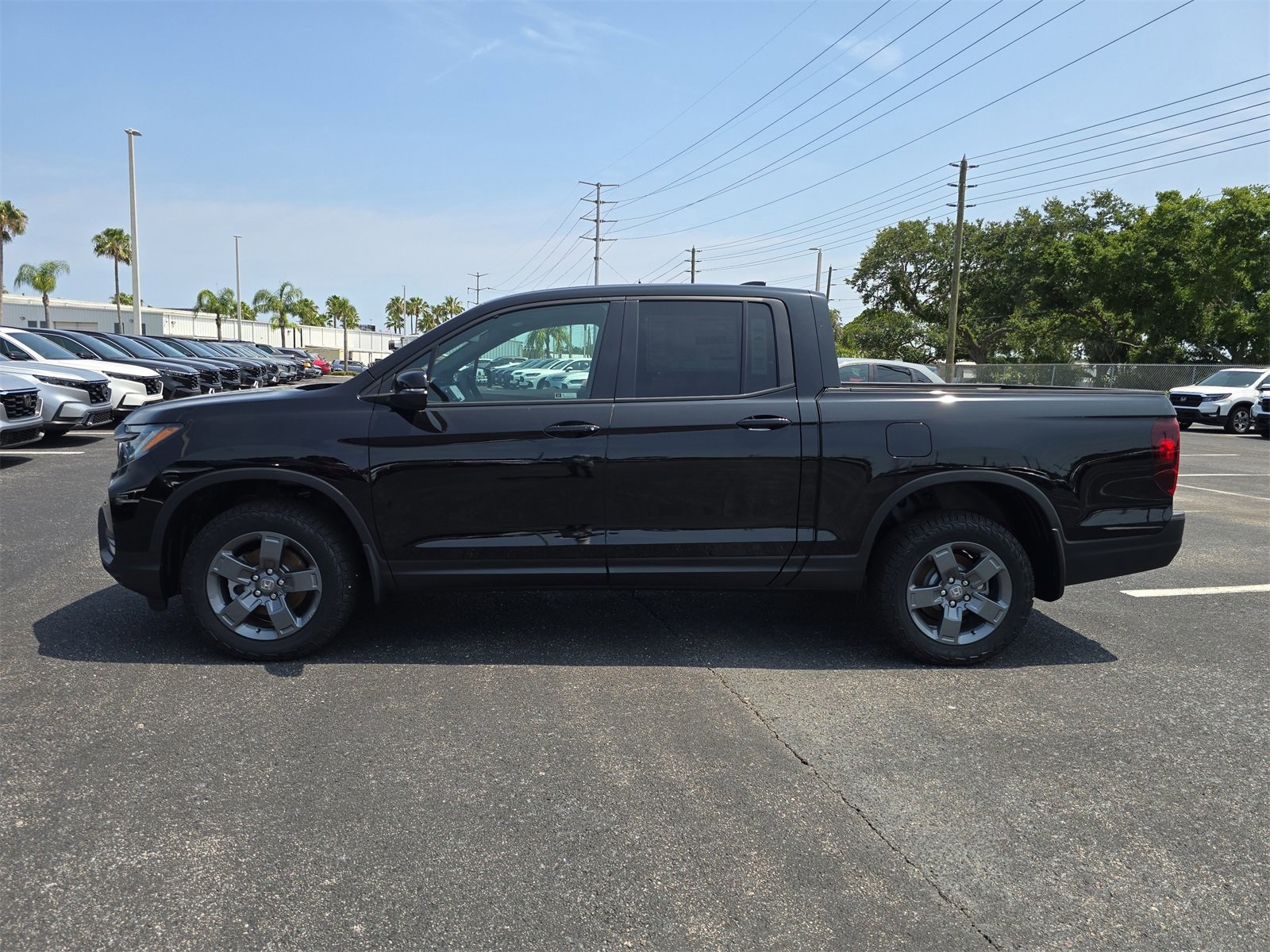 2025 Honda Ridgeline TrailSport photo 10