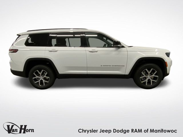 2025 Jeep Grand Cherokee Limited photo 2