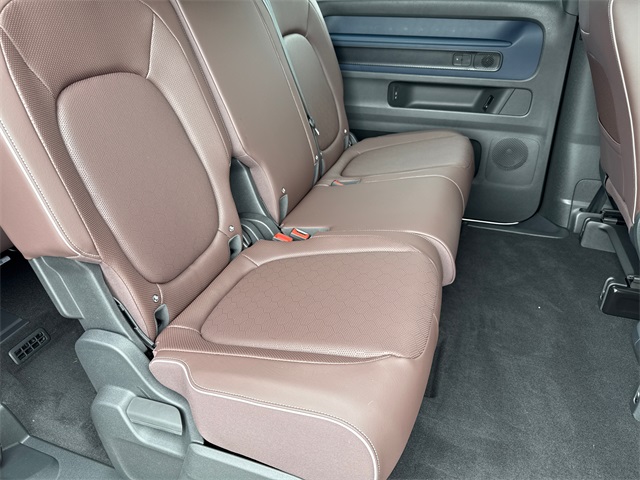 2025 Volkswagen ID. Buzz Pro S photo 19
