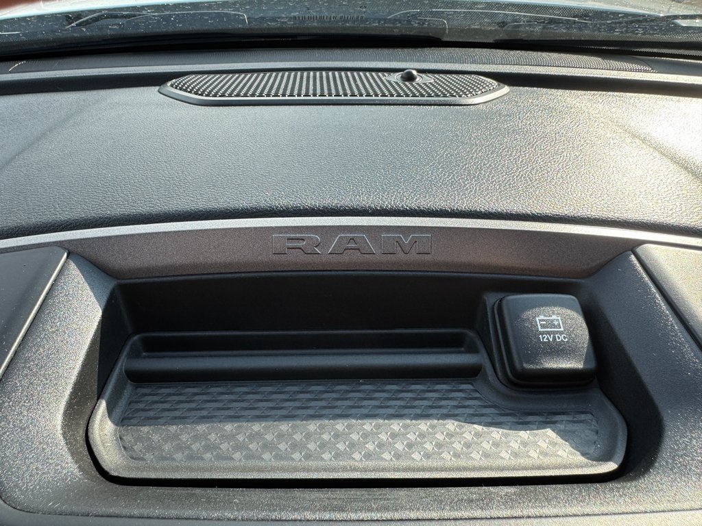 2022 Ram 3500 Tradesman photo 29