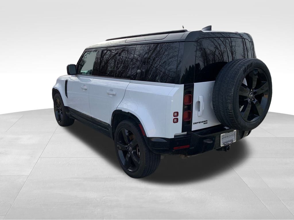2023 Land Rover Defender 110 X-Dynamic SE photo 6