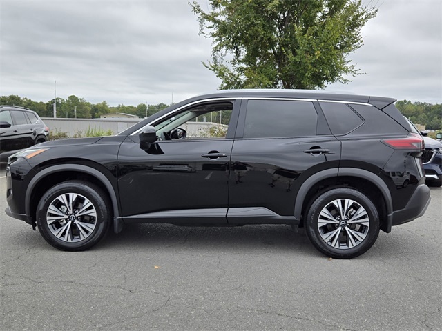 2023 Nissan Rogue SV photo 6