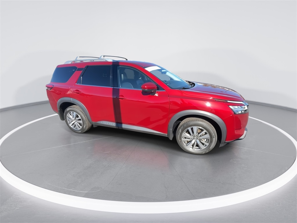 2023 Nissan Pathfinder SL photo 2