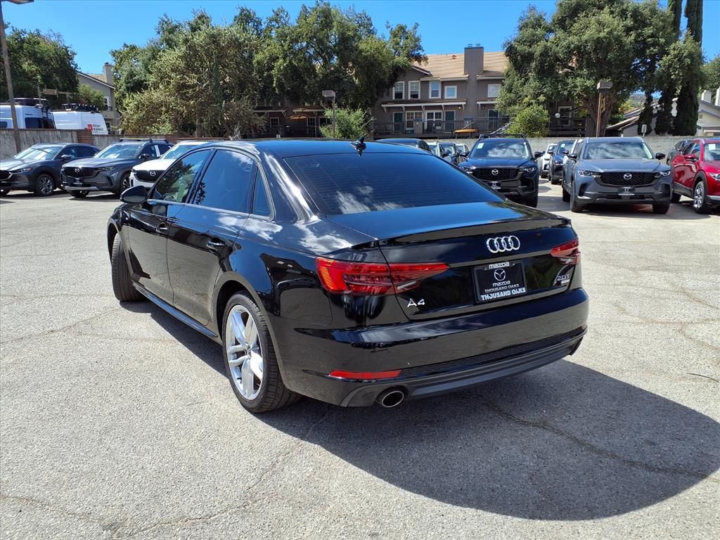 2017 Audi A4 2.0T Ultra Premium photo 3