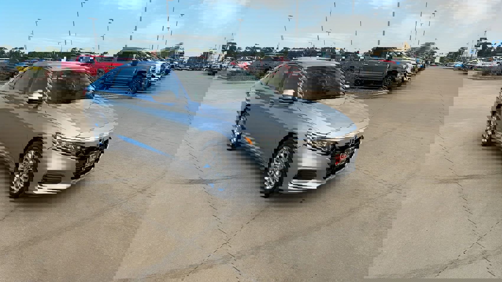 2020 Honda Accord LX 1.5T photo 2