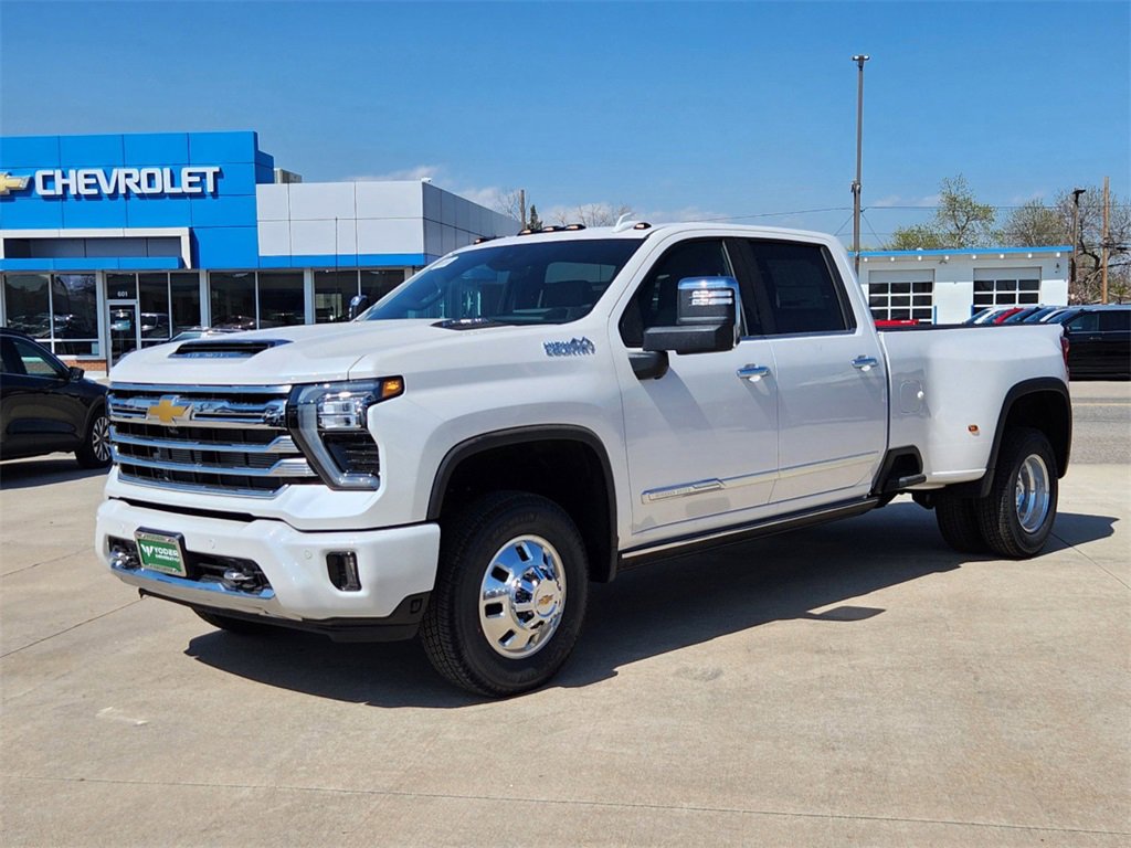 New 2024 Chevrolet Silverado 3500 HD High Country DRW Crew Cab in Fort