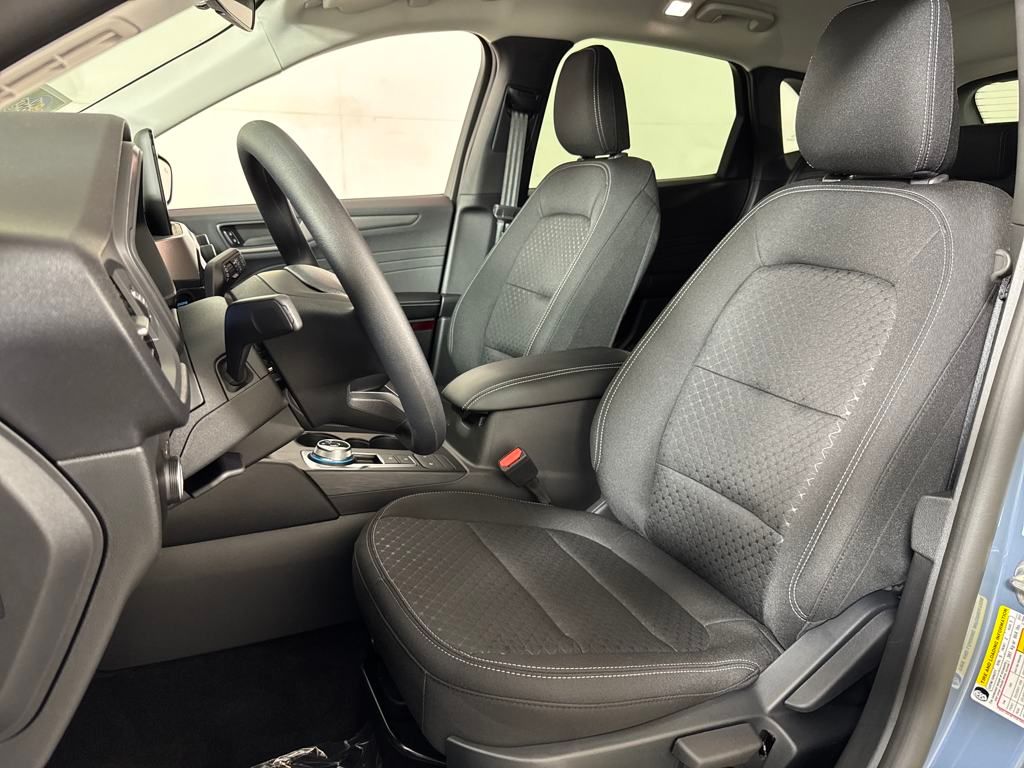 2025 Ford Escape Active photo 16
