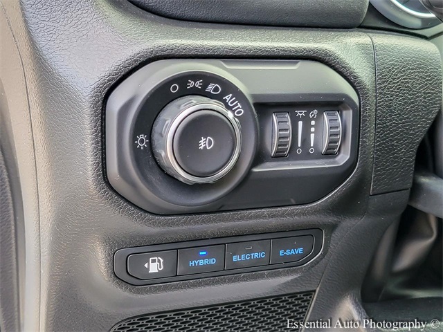 2022 JEEP WRANGLER - Image 14