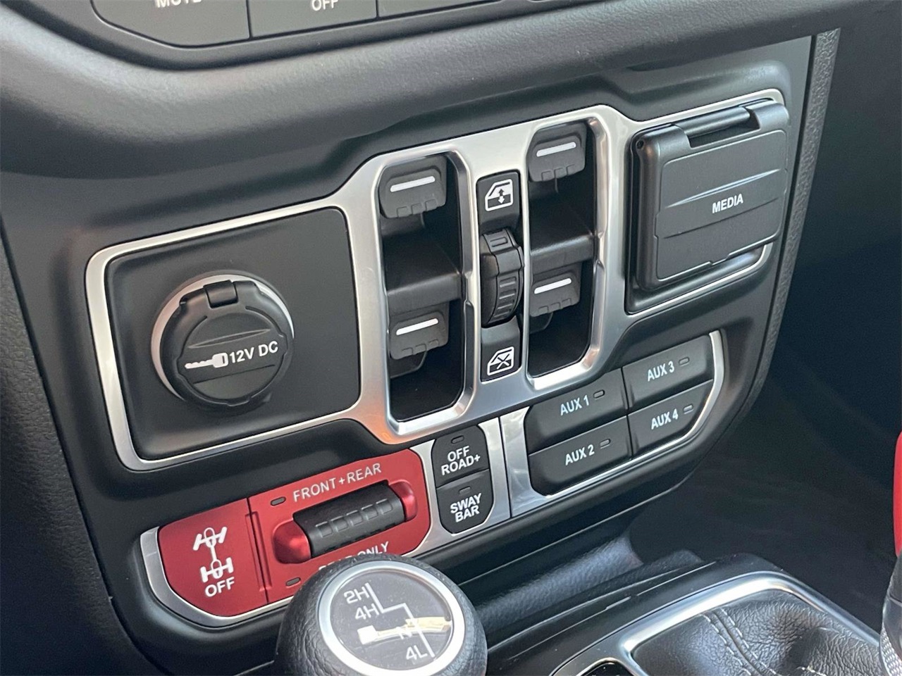 2025 Jeep Gladiator Rubicon photo 18