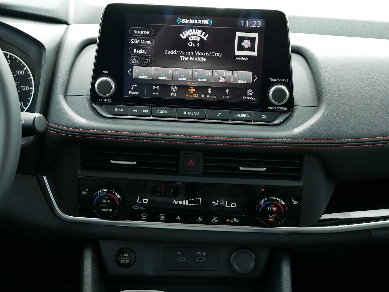 2026 Nissan Rogue SV photo 12