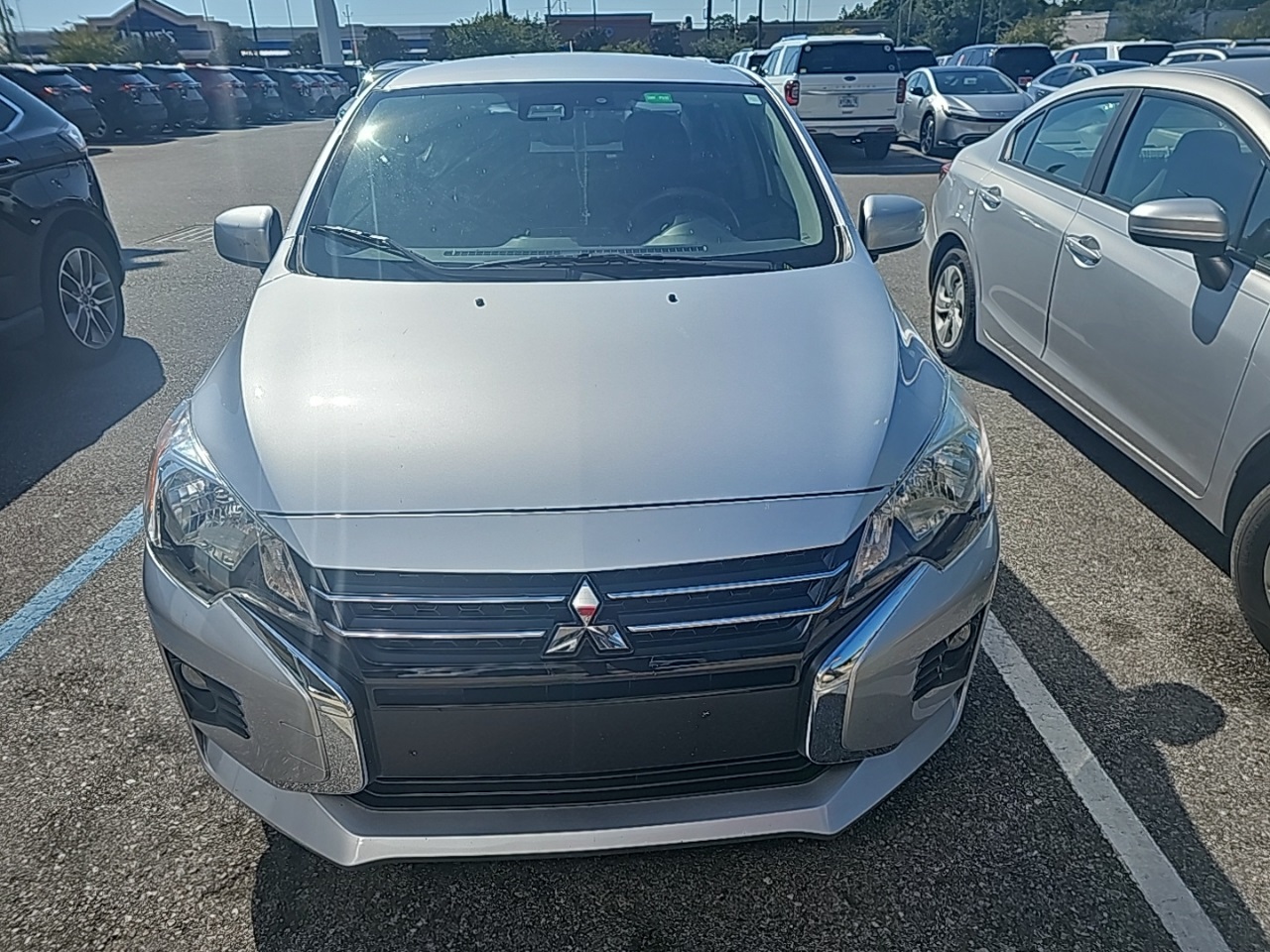 2023 Mitsubishi Mirage G4 ES LE Black Edition photo 3