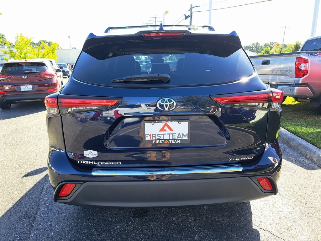 2020 Toyota Highlander XLE photo 6